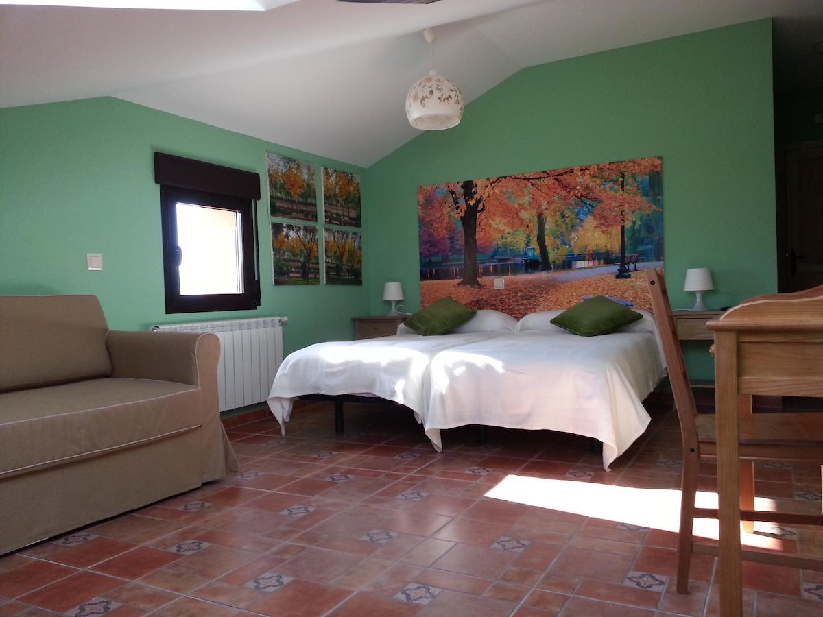 Hotel Rural La Casa Del Tio Telesforo Trescasas Phòng bức ảnh