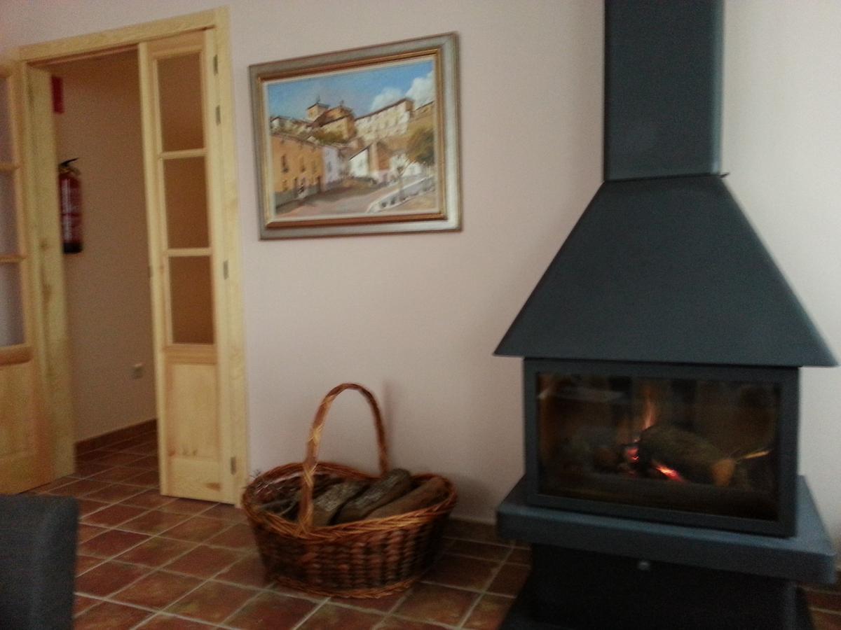 Hotel Rural La Casa Del Tio Telesforo Trescasas Ngoại thất bức ảnh